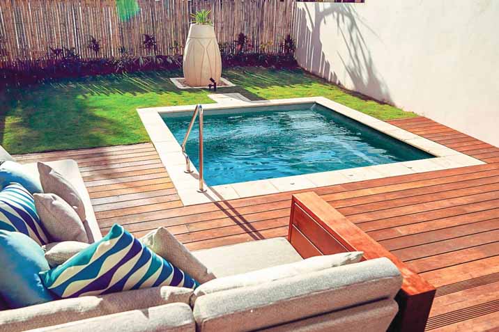 Small Backyard Pool Designs